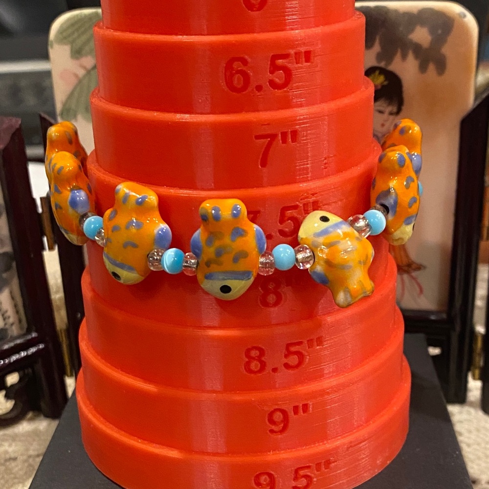 Orange Art Glass  Fish Beaded Bracelet - Picture 6 of 6